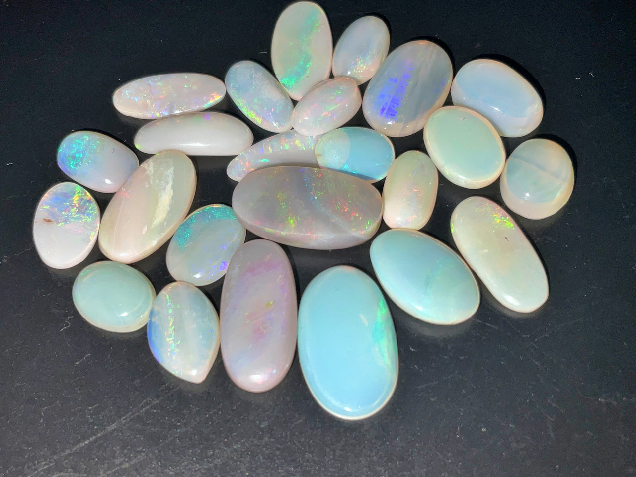 Multicolour Australian Coober Pedy Opal 24 Pc 36.65 Carat